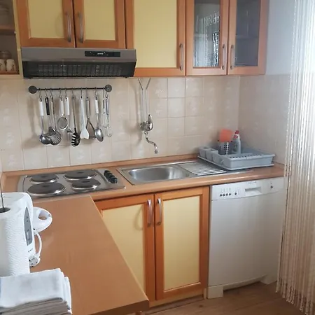 Apartmaji Mia, Otok * Murter