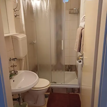 Apartmaji Mia, Otok Murter