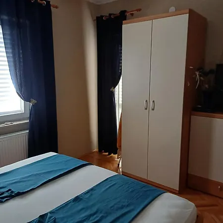 Apartman Apartmaji Mia, Otok Murter