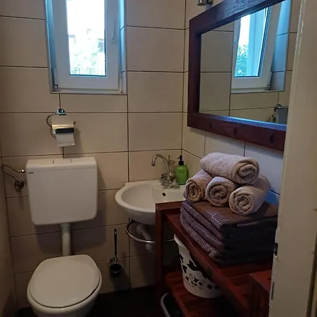 Apartmaji Mia, Otok Murter