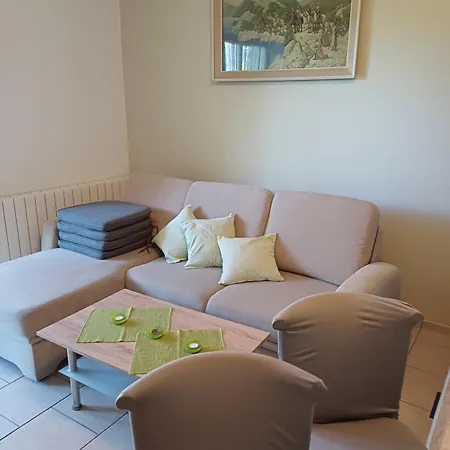 Apartmaji Mia, Otok Apartman