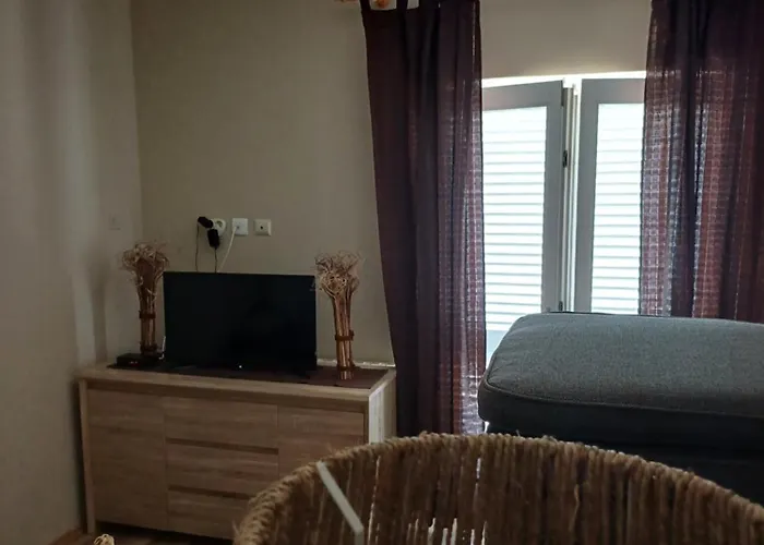 Apartament Apartmaji Mia, Otok