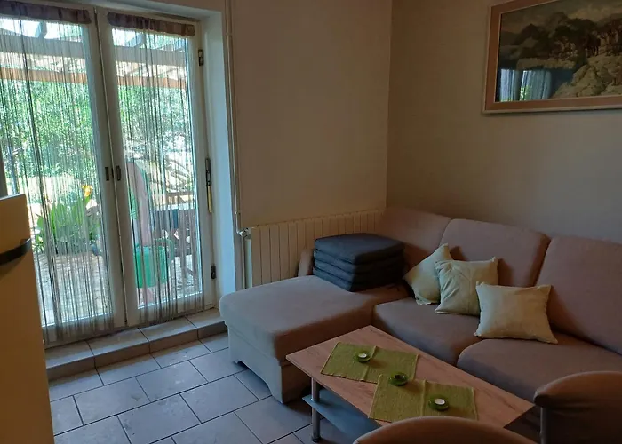 Apartmaji Mia, Otok Murter