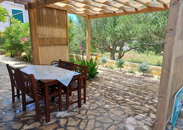 Apartmaji Mia, Otok Apartament Murter