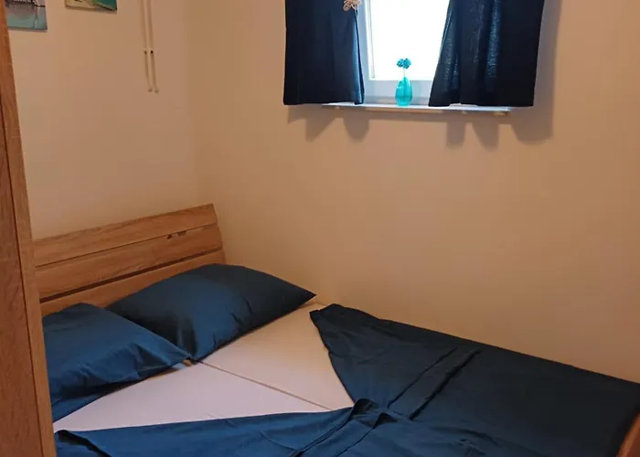 Apartmaji Mia, Otok מורטר